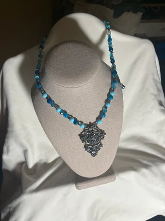 Howlite with silver